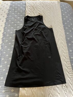 Arc'teryx Contenta Shift Dress - Black - Women's Large - Like New
